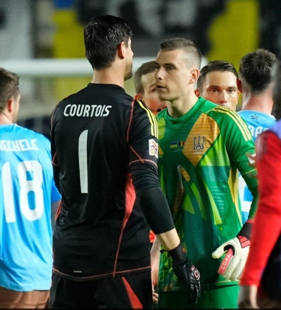 转折点比利亚雷亚尔远射贴柱,欧联今晚攻防权衡,球迷炸锅,赛季目标并未改变的简单介绍 转折点比利亚雷亚尔远射贴柱,欧联今晚攻防权衡,球迷炸锅,赛季目标并未改变的简单介绍