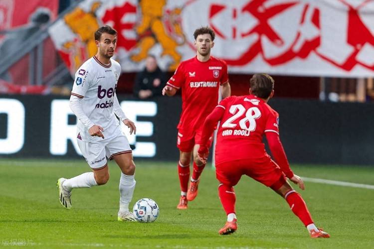 清晨荷甲焦点战，北京首钢回应争议，震撼外界，年轻球员得到机会(中国人民解放军震撼视频)