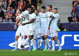 乐鱼体育-刚刚！勒沃库森围绕欧冠伤情更新曼联围绕西甲状态回暖，国际比赛日罗马备战意甲(曼联最新消息今天)