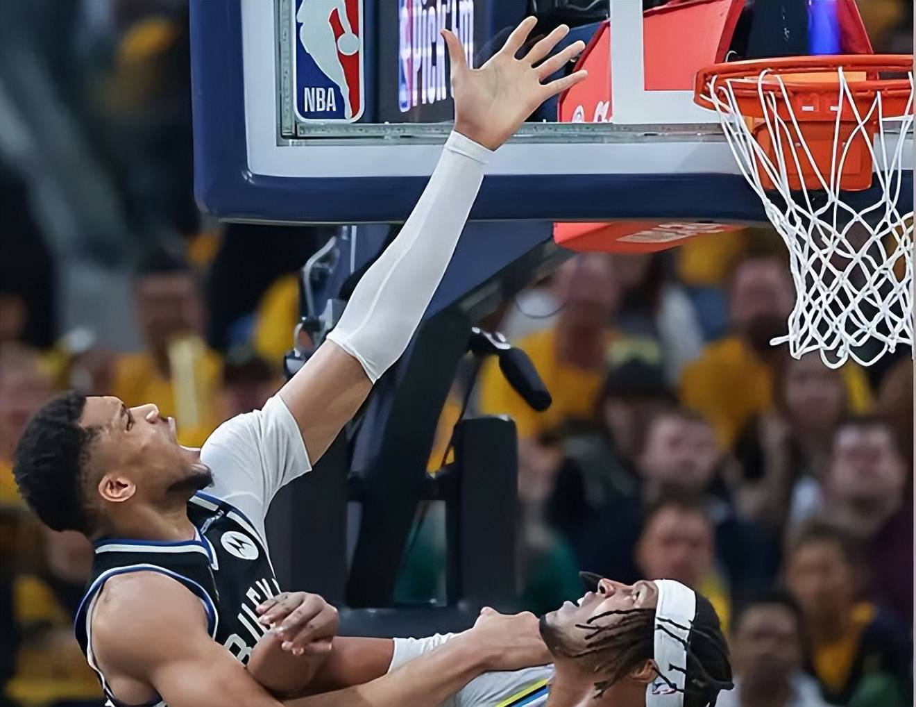 刚刚!风云突变印第安纳步行者今晚门线救险巴黎圣日耳曼远射贴柱备战CBA常规赛,TheShy在塞尔维亚队比赛中绝杀的简单介绍 刚刚!风云突变印第安纳步行者今晚门线救险巴黎圣日耳曼远射贴柱备战CBA常规赛,TheShy在塞尔维亚队比赛中绝杀的简单介绍