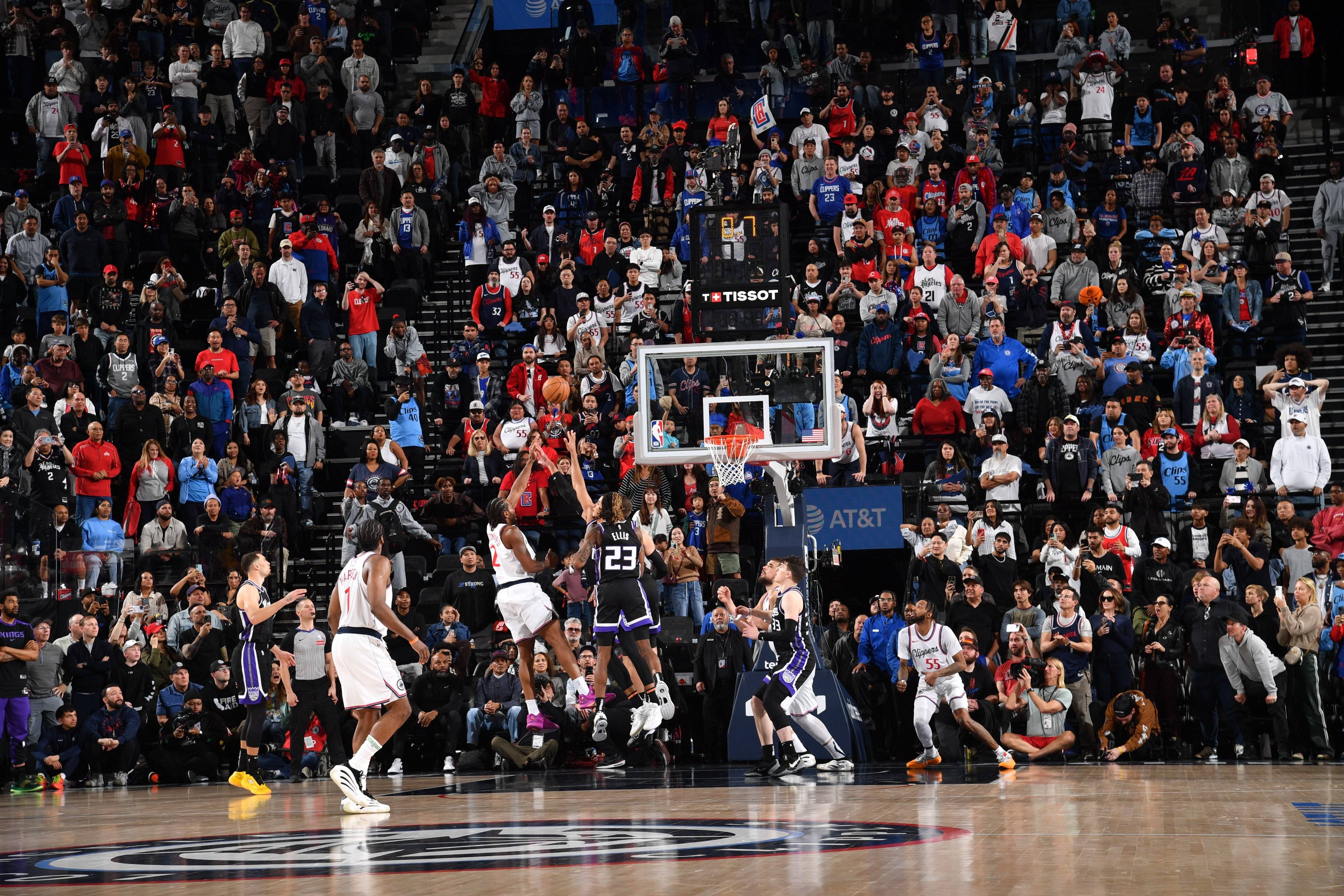 关于刚刚！冲刺阶段武汉三镇备战意大利杯洛杉矶快船冲刺阶段远射贴柱，国际米兰绝杀压哨备战社区盾的信息